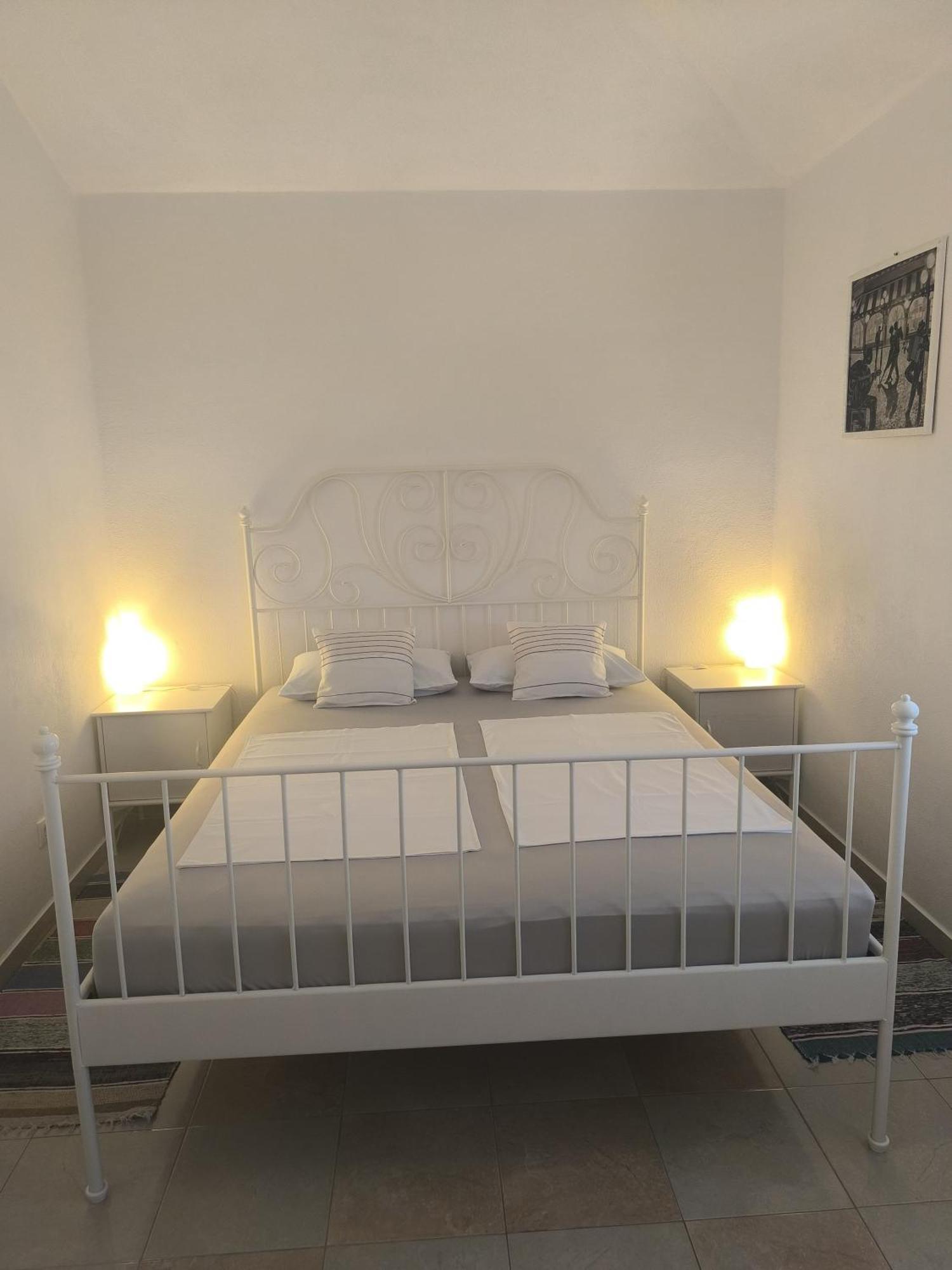 Apartments Otok 2 Trogir Exterior foto